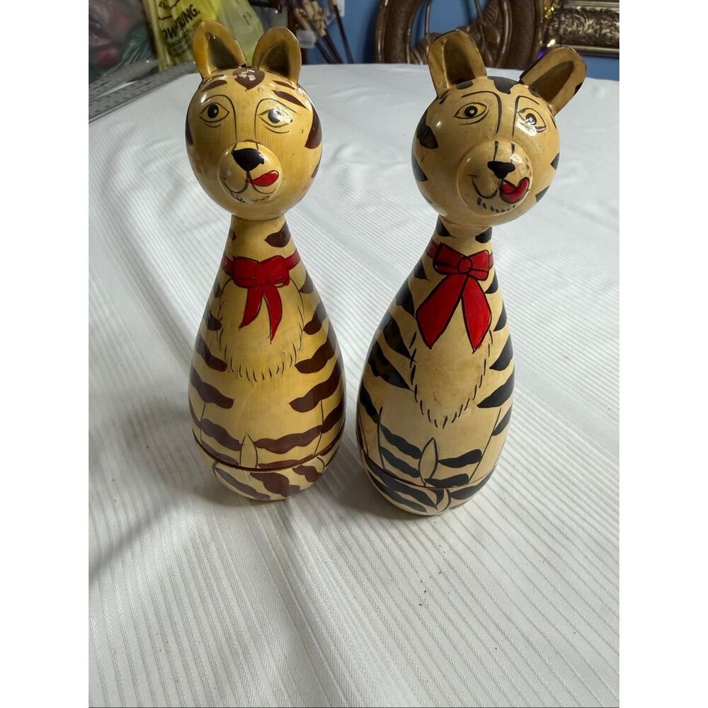 Russian Matryoshka Style Animal Nesting Doll Set Wood Cat Kitten Kitty Yellow
